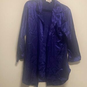 JONES OF NEW YORK/Elegant Purple Satin Night shirt